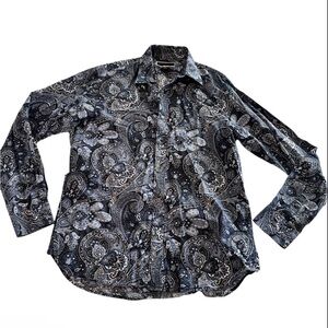 Michael Kors Classic fit buttoned down shirt 100% Cotton for Men. Size M